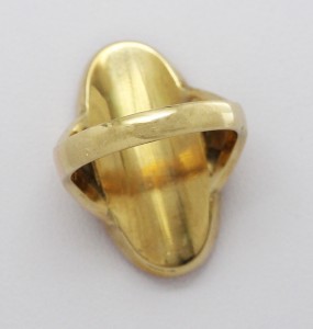 dámský prsten s monogramem