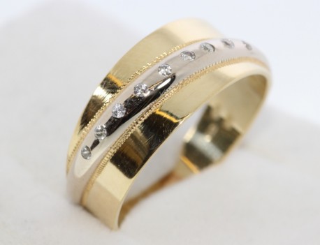 Dámský prsten v kombinaci zlata