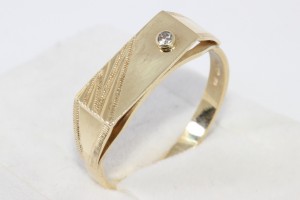 Pánský prsten jeden kámen