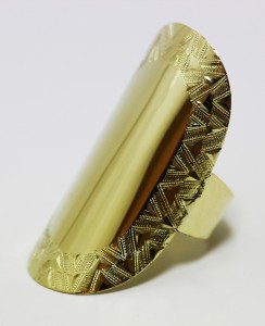 Dámský masivní prsten