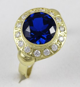 Prsten s kamenem spinel