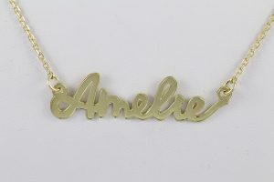 Řetízek s nápisem