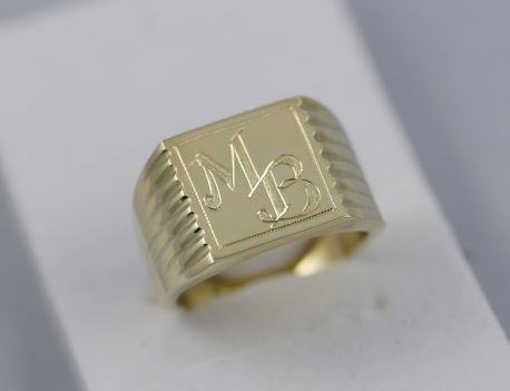 Pánský prsten s monogramem