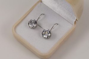 Náušnice v bílém zlatě